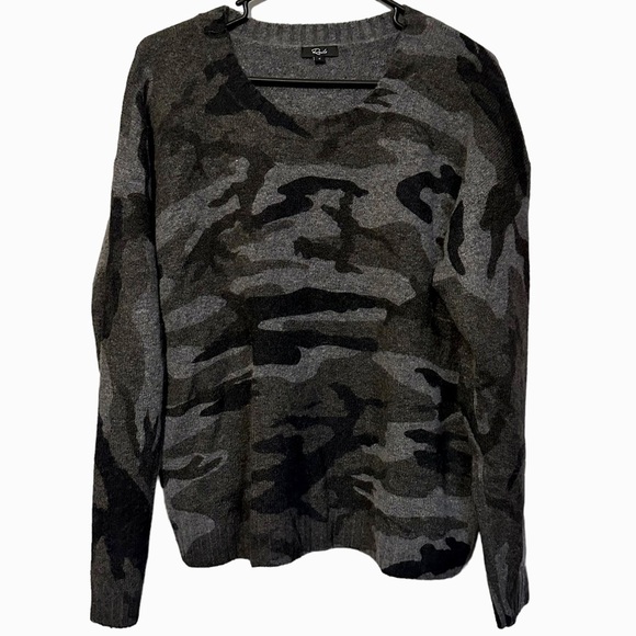 Rails Louie Charcoal Camo Sweater Size Large #835A-347A-090 - Picture 2 of 11
